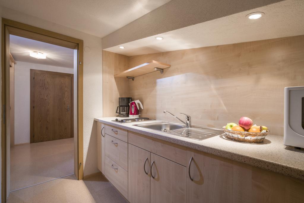 Hotel Enzian Пертизау Экстерьер фото