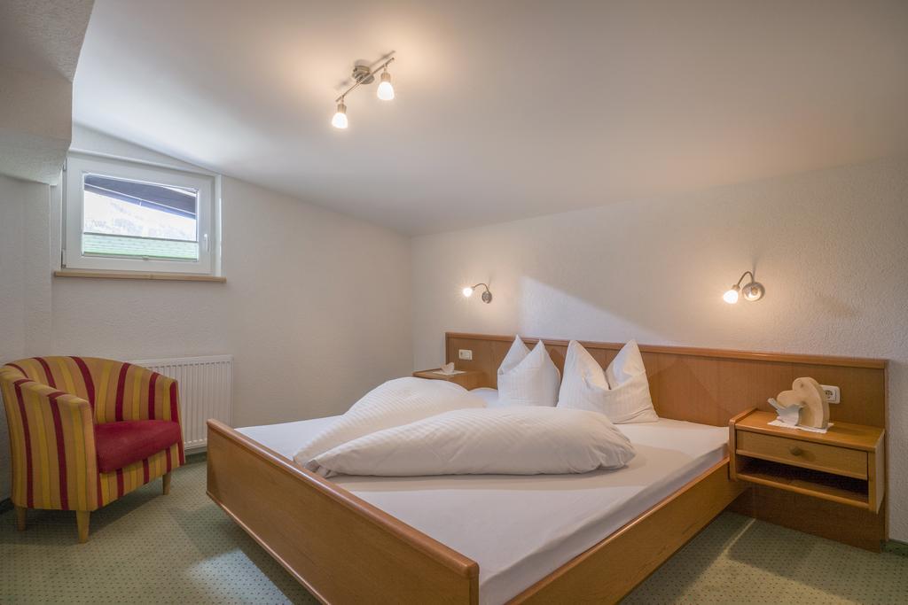 Hotel Enzian Пертизау Экстерьер фото