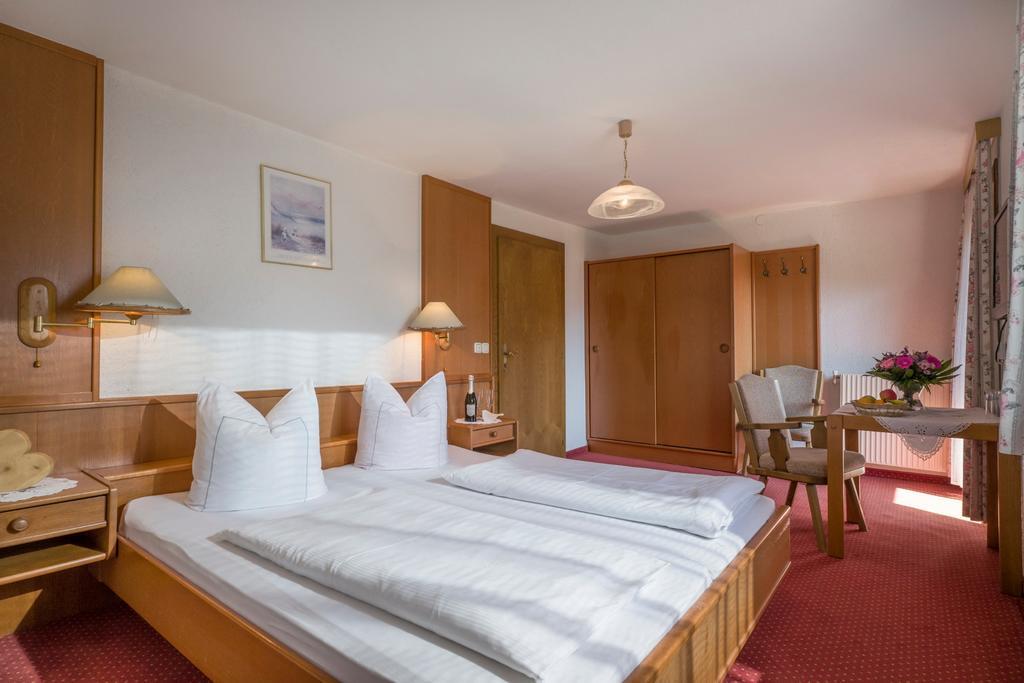 Hotel Enzian Пертизау Экстерьер фото