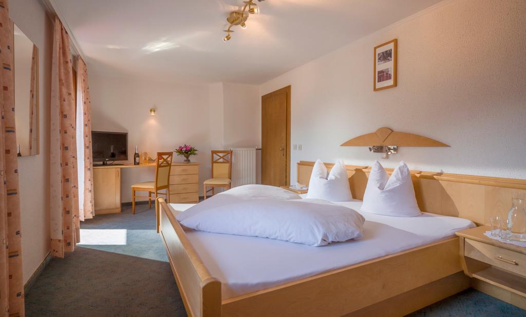 Hotel Enzian Пертизау Экстерьер фото