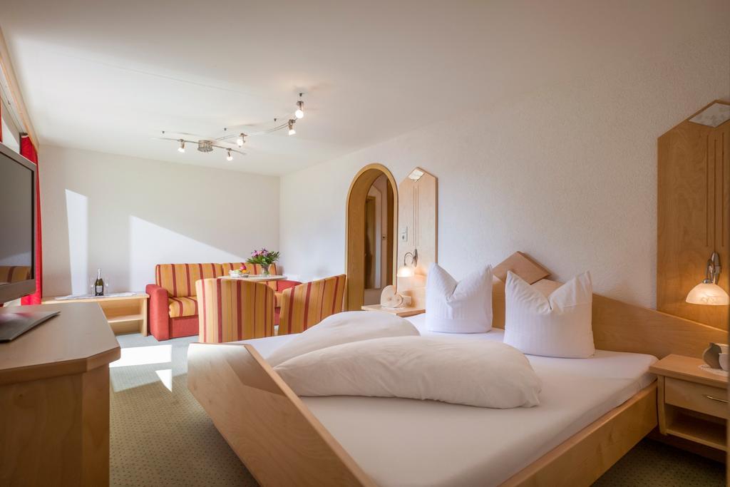 Hotel Enzian Пертизау Экстерьер фото